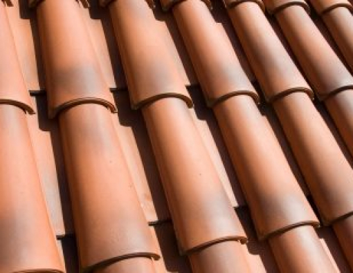 Pokrycie dachu dachówkami to ważny element budowy domu.